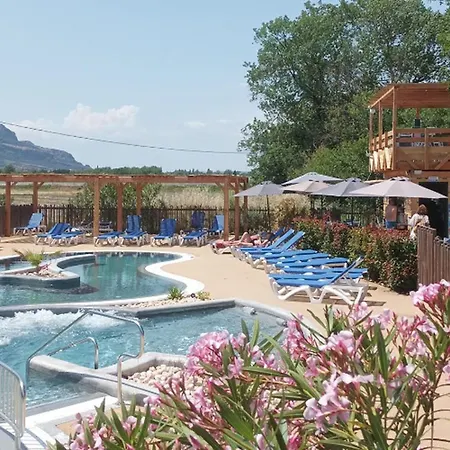 Sur Pilotis - Terrasse - 7 Personnes - Cuisine Equipee - Api-1-52-1512 אתר קמפינג רוקברון-סור-ארז'נס