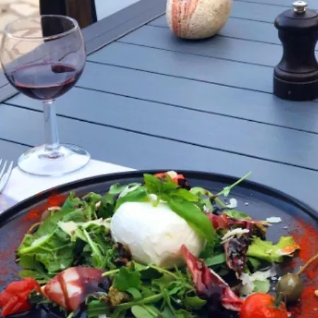 Sur Pilotis - Terrasse - 7 Personnes - Cuisine Equipee - Api-1-52-1512 רוקברון-סור-ארז'נס